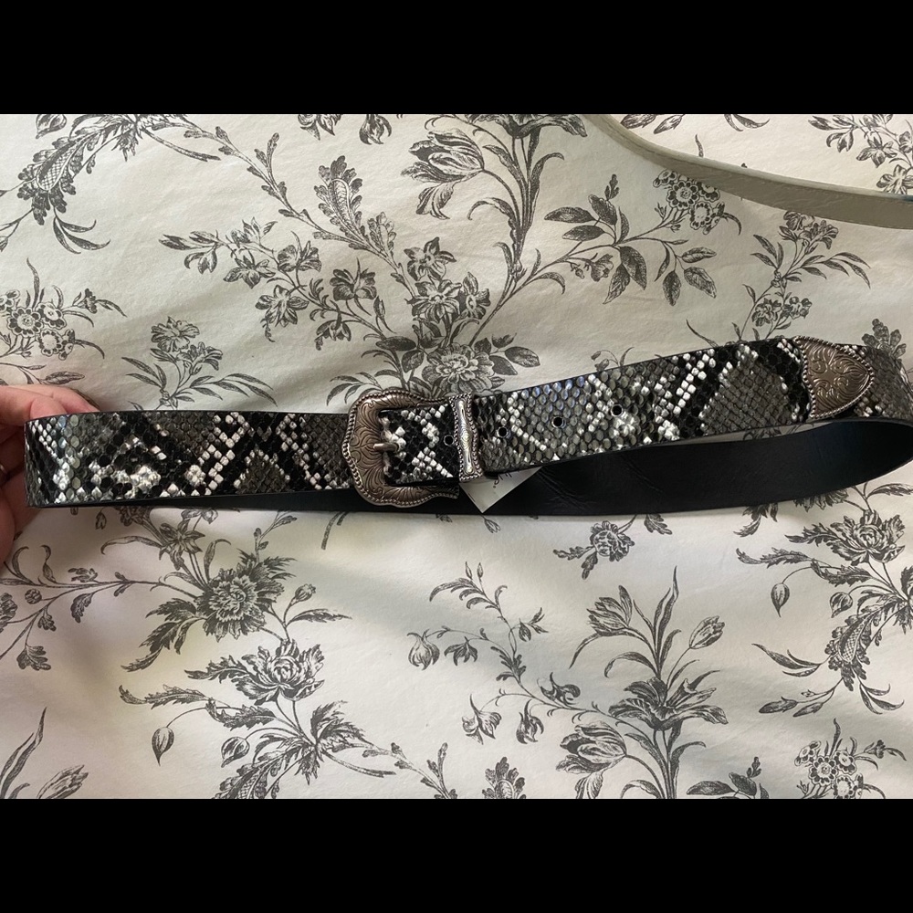 Snake skin western belt